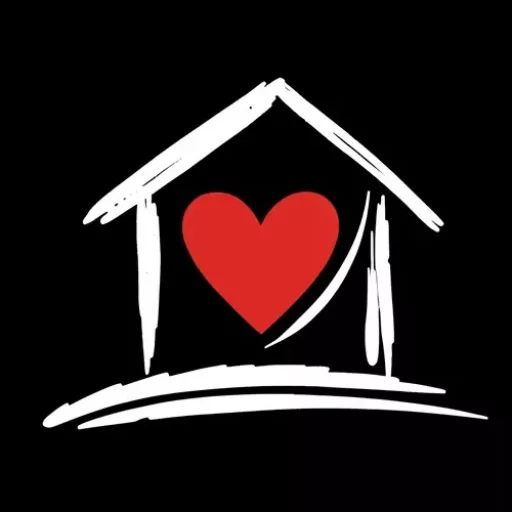 Heart House Training Logo